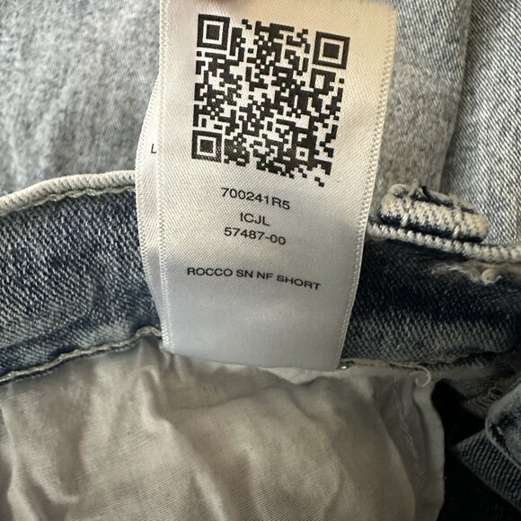 True Religion Denim Shorts Mens 32 Blue Rocco Relaxed Skinny Jean Light Wash - Picture 11 of 11